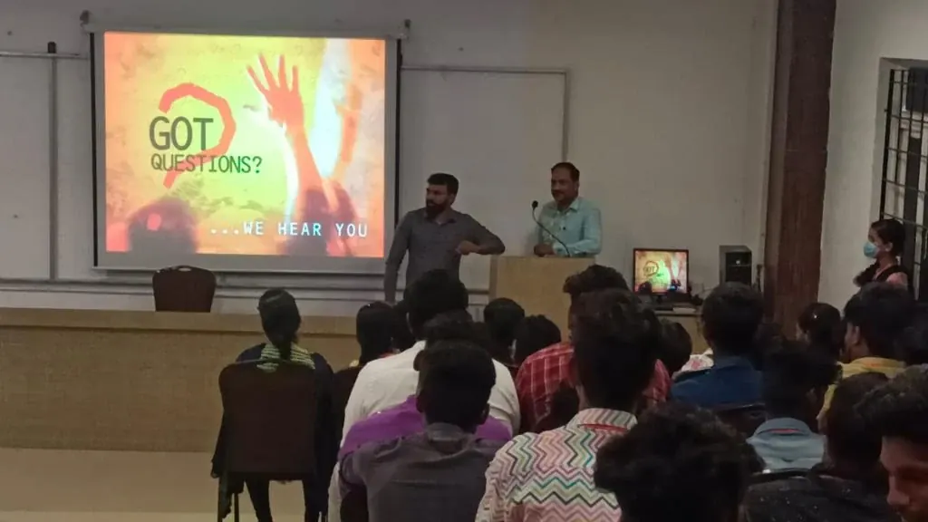 Academic orientation talk with student audience